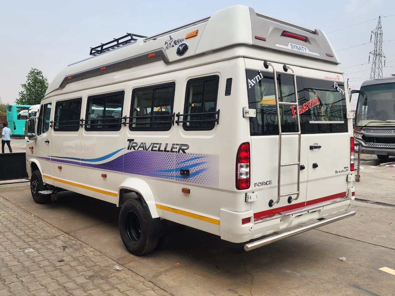 WhatsApp Image 2025-12-04 at 16.07.13_74dab172.jpg - Supreme Car Rental